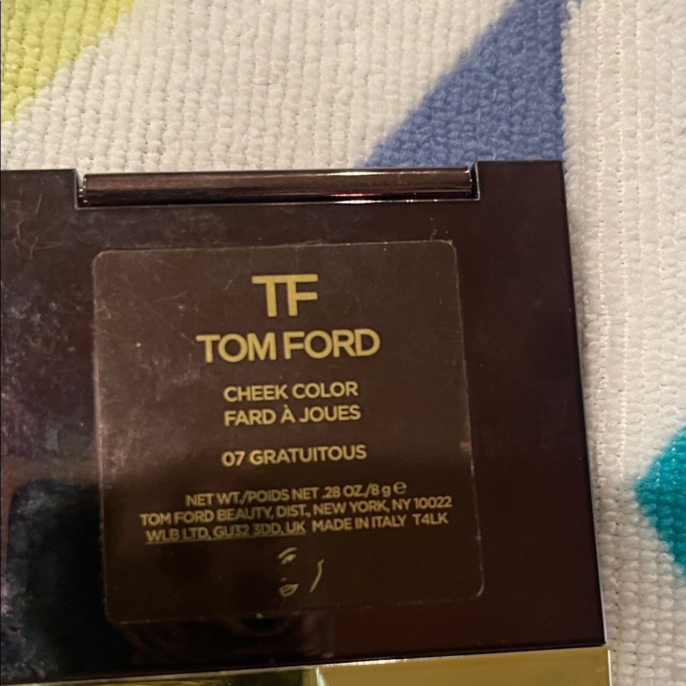 Tom Ford Blush in Deep Mauve - Picture 2 of 3